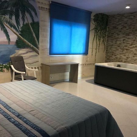 Hotel O Camino オ・バルコ・デ・バルデオーラス エクステリア 写真