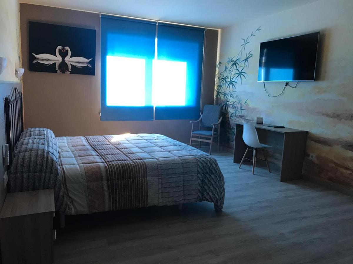 Hotel O Camino オ・バルコ・デ・バルデオーラス エクステリア 写真